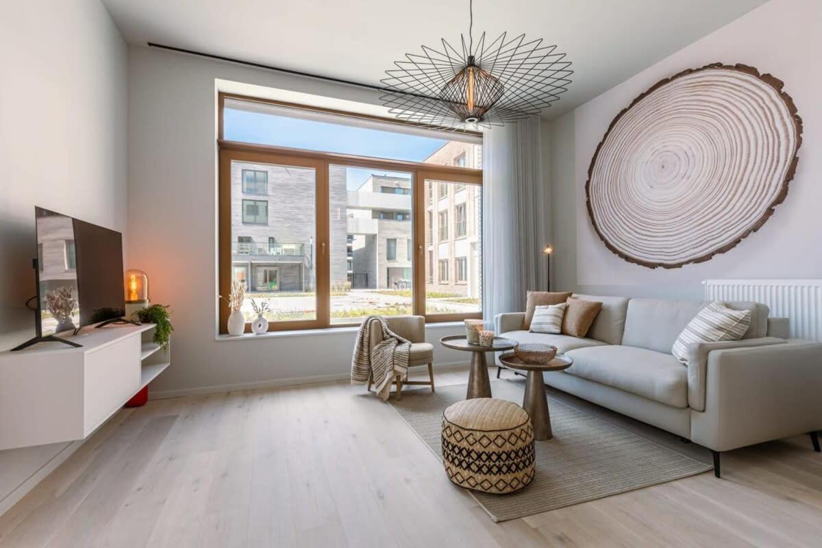 Luxurious Flat "De Zilte Zeezoen" Close To The Sea ออสเทนด์ ภายนอก รูปภาพ